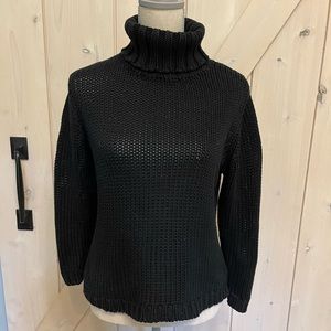 Cable knit turtle-neck sweater